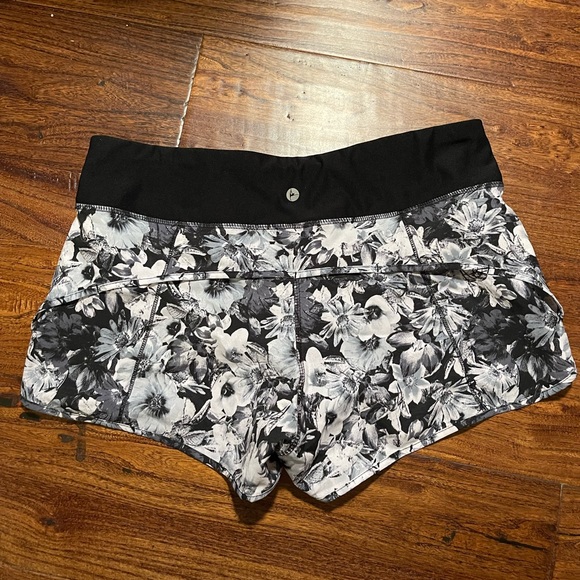 90 degree athletic shorts - Picture 2 of 2